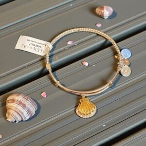🐚ALEX AND ANI🐚Two--Tone Textured Scallop Seashell Charm Bangle/NWT